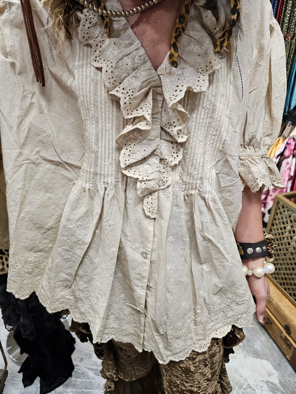 NWT A Rare Bird Eyelet - Picture 2 of 7